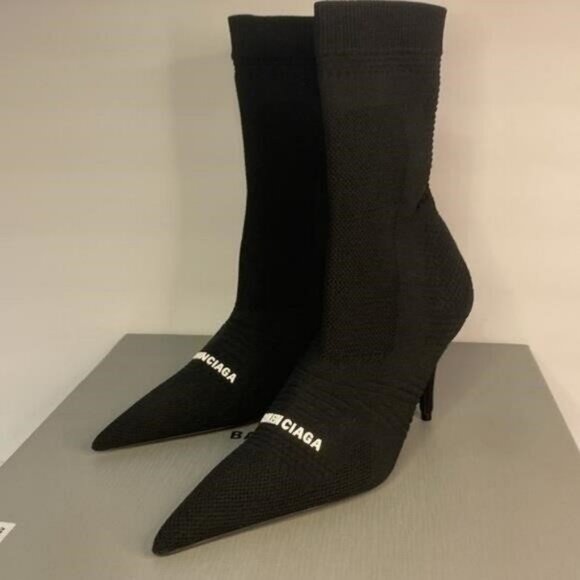 Balenciaga Women’s Knife 20 Knit High Heel Booties–Sleek, Sharp, and Chic!” - Picture 7 of 10